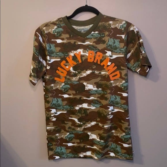 NWOT Lucky Brand camo Tshirt - Picture 2 of 9